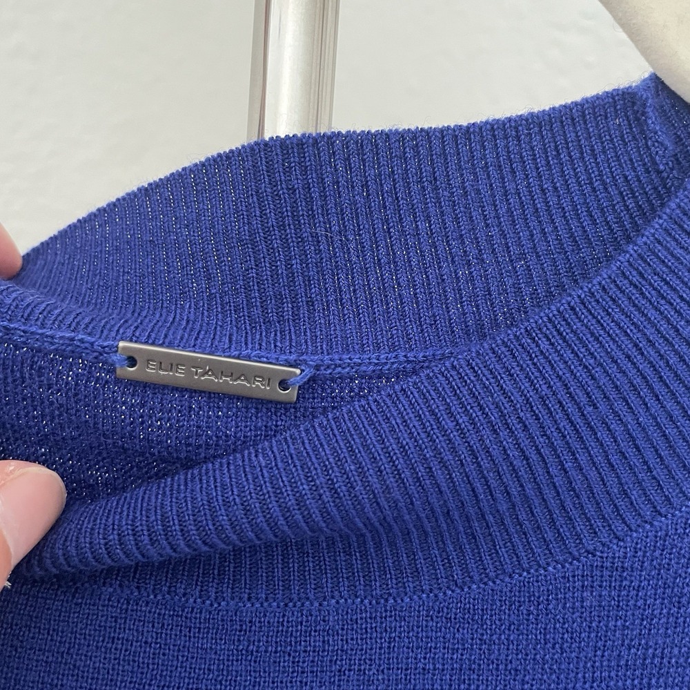 Elie Tahari Blue Cold Shoulder Merino Wool Sweater Top Women's M - Picture 3 of 6